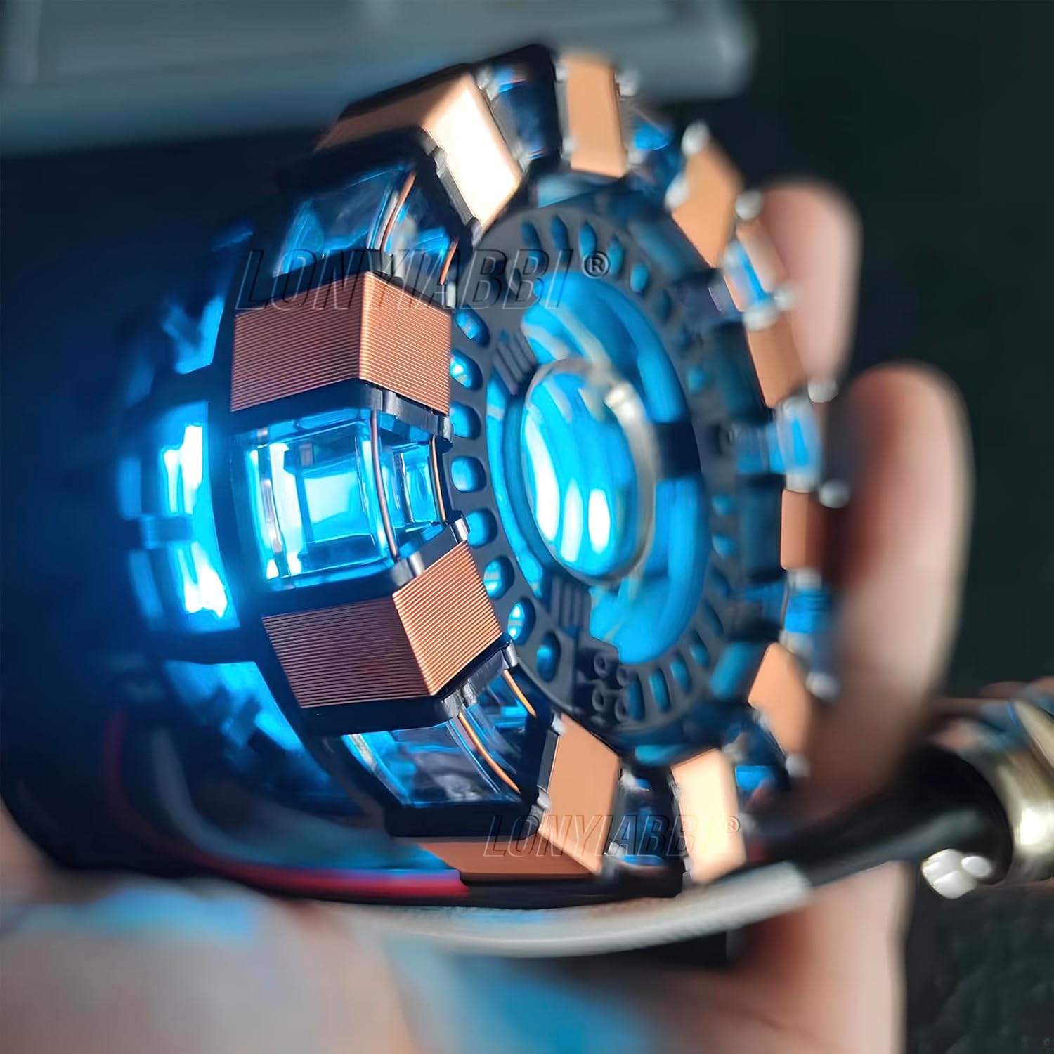 Réacteur Arc Iron Man MK1 échelle 1:1 avec boîtier d'affichage – Image 5