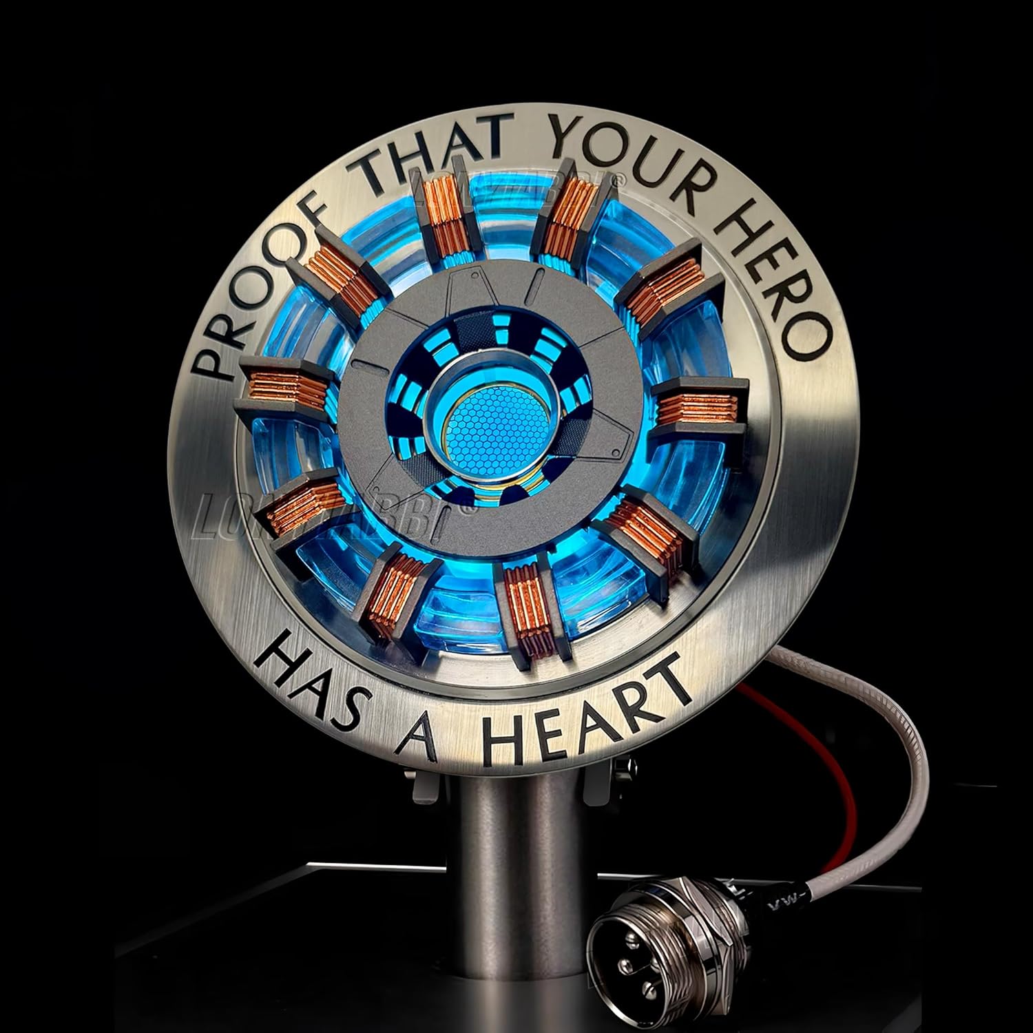 Réacteur Arc Iron Man MK1 échelle 1:1 avec boîtier d'affichage – Image 2